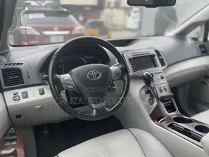 Toyota Venza 2012 White