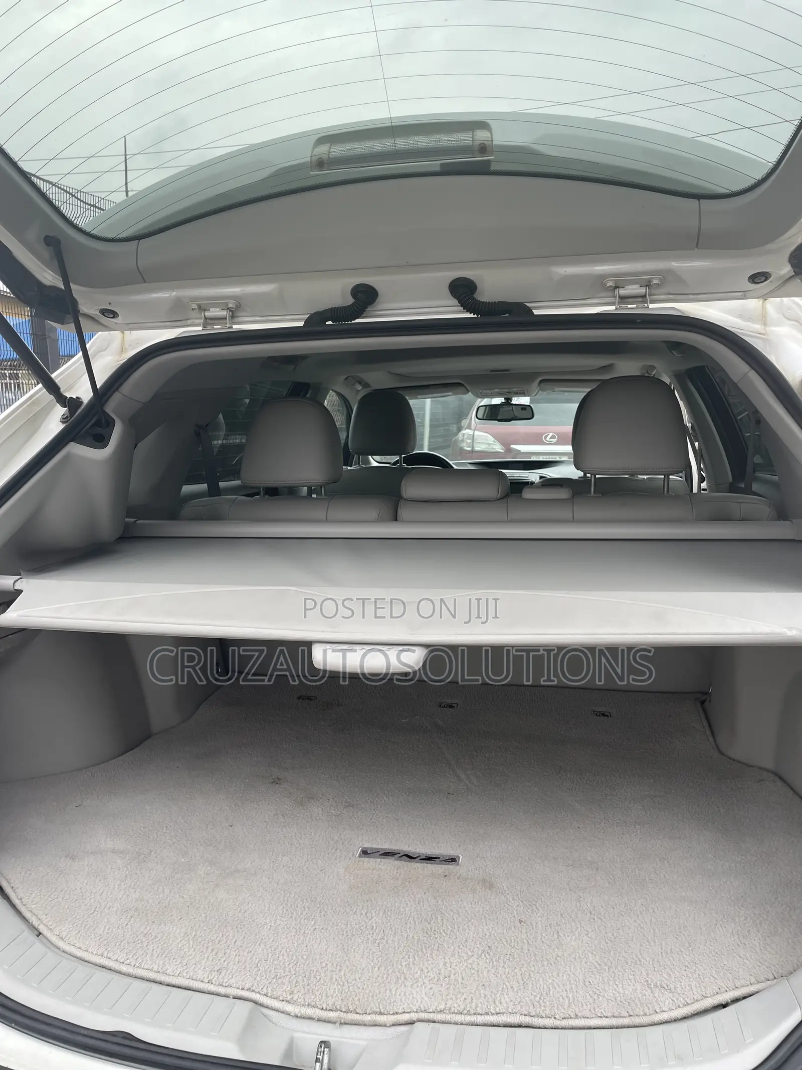 Toyota Venza 2012 White
