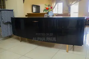 Dinning Set and Counsol
