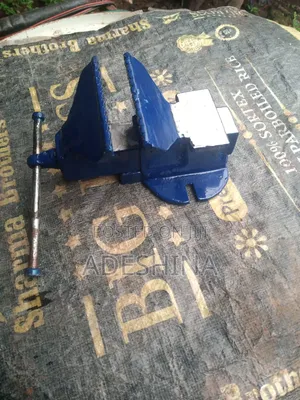 Bench Vice