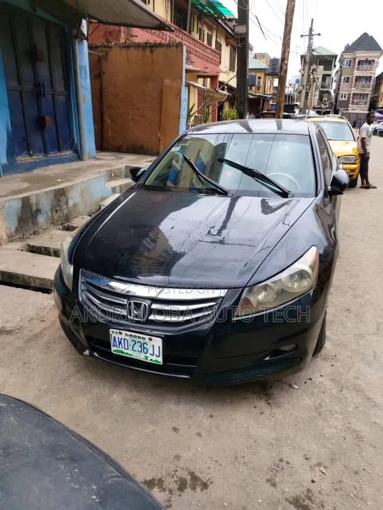 Honda Accord 2012 Black