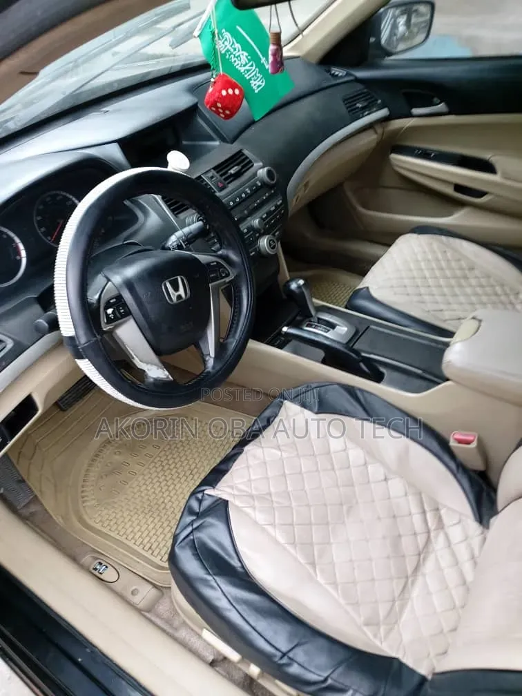Honda Accord 2012 Black
