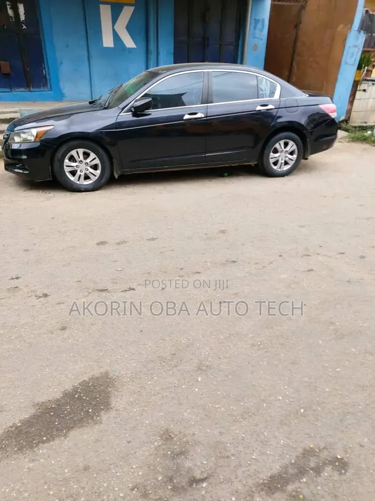 Honda Accord 2012 Black