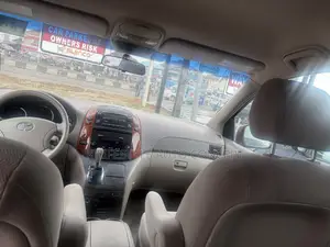 Toyota Sienna XLE AWD 2006 Red