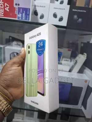 New Samsung Galaxy A05 64 GB Green