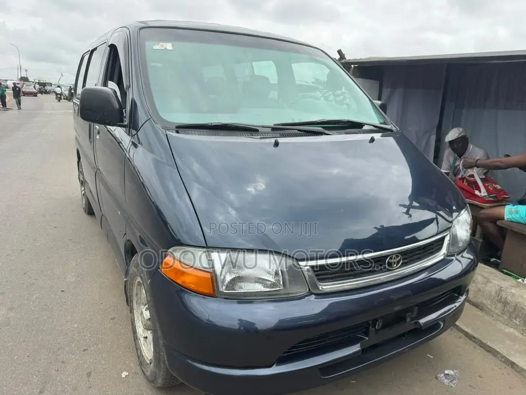 Toyota HiAce 2006 Blue