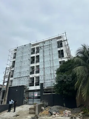 2bdrm Apartment in Lekki Phase 1 for sale