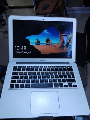 New Laptop Apple MacBook Air 8GB Intel Core Ultra 5 SSD 256GB