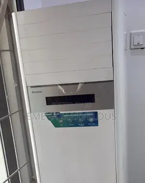 Standing Hisense AC