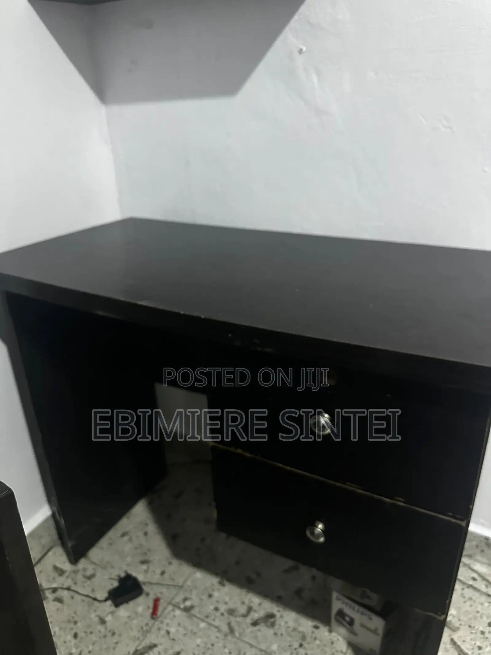 Vanity Reading Table for Sale
