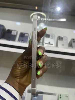 Apple iPhone 13 128 GB White