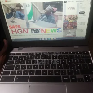 Laptop Samsung Galaxy Book 2 4GB Intel Core i7 HDD 256GB
