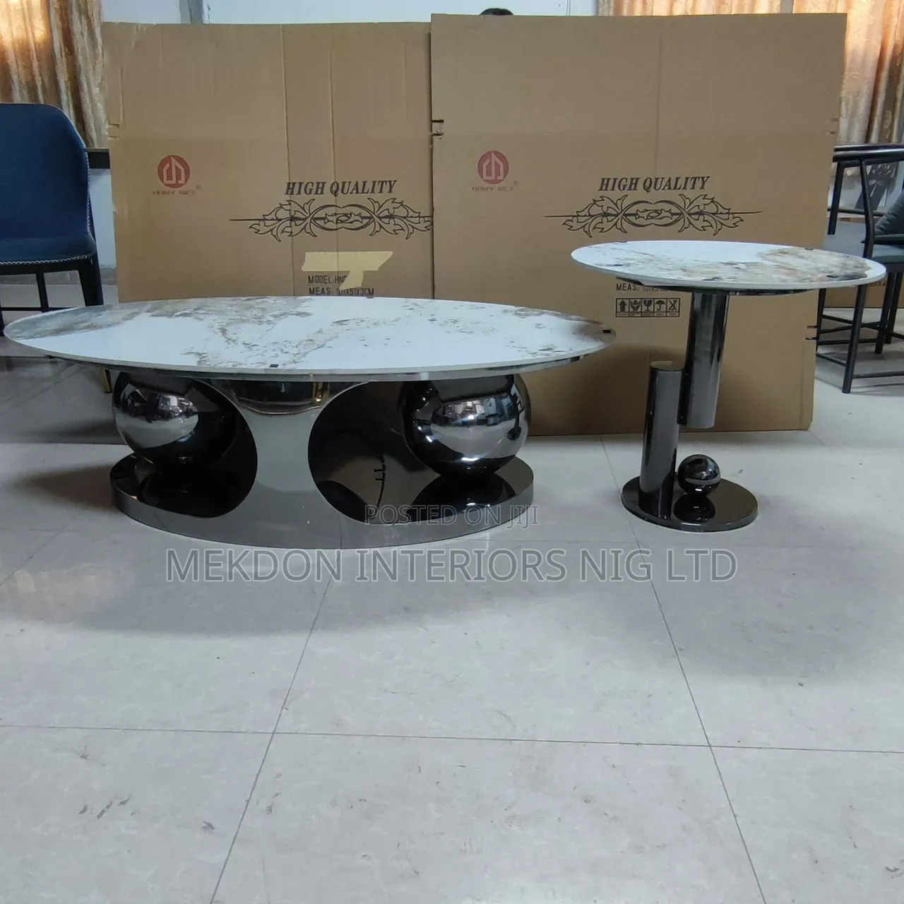 Oval Shaped Center Table Made With Quality Marbel