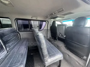 Toyota HiAce 2011 Silver