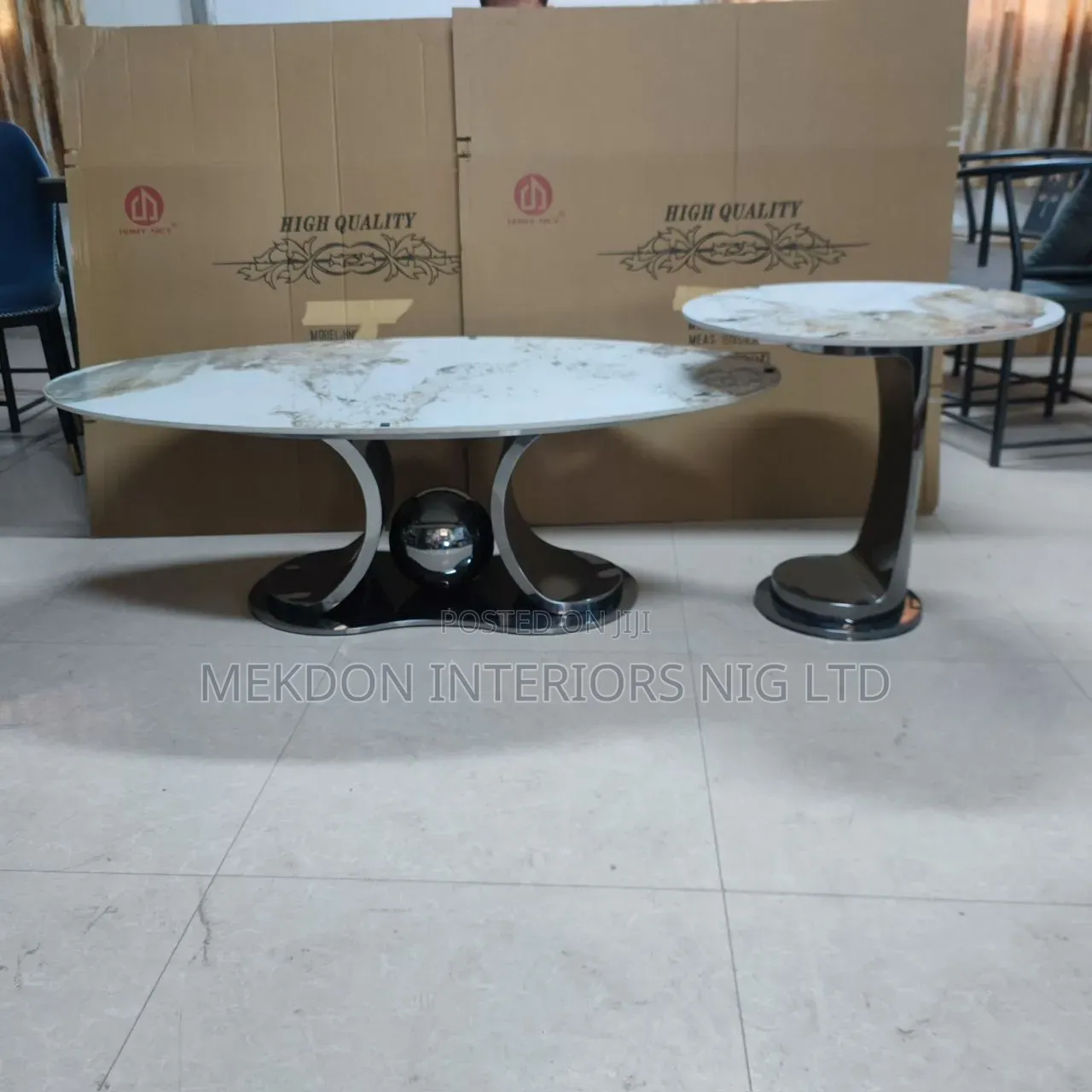 Oval Shaped Center Table Made With Quality Marbel