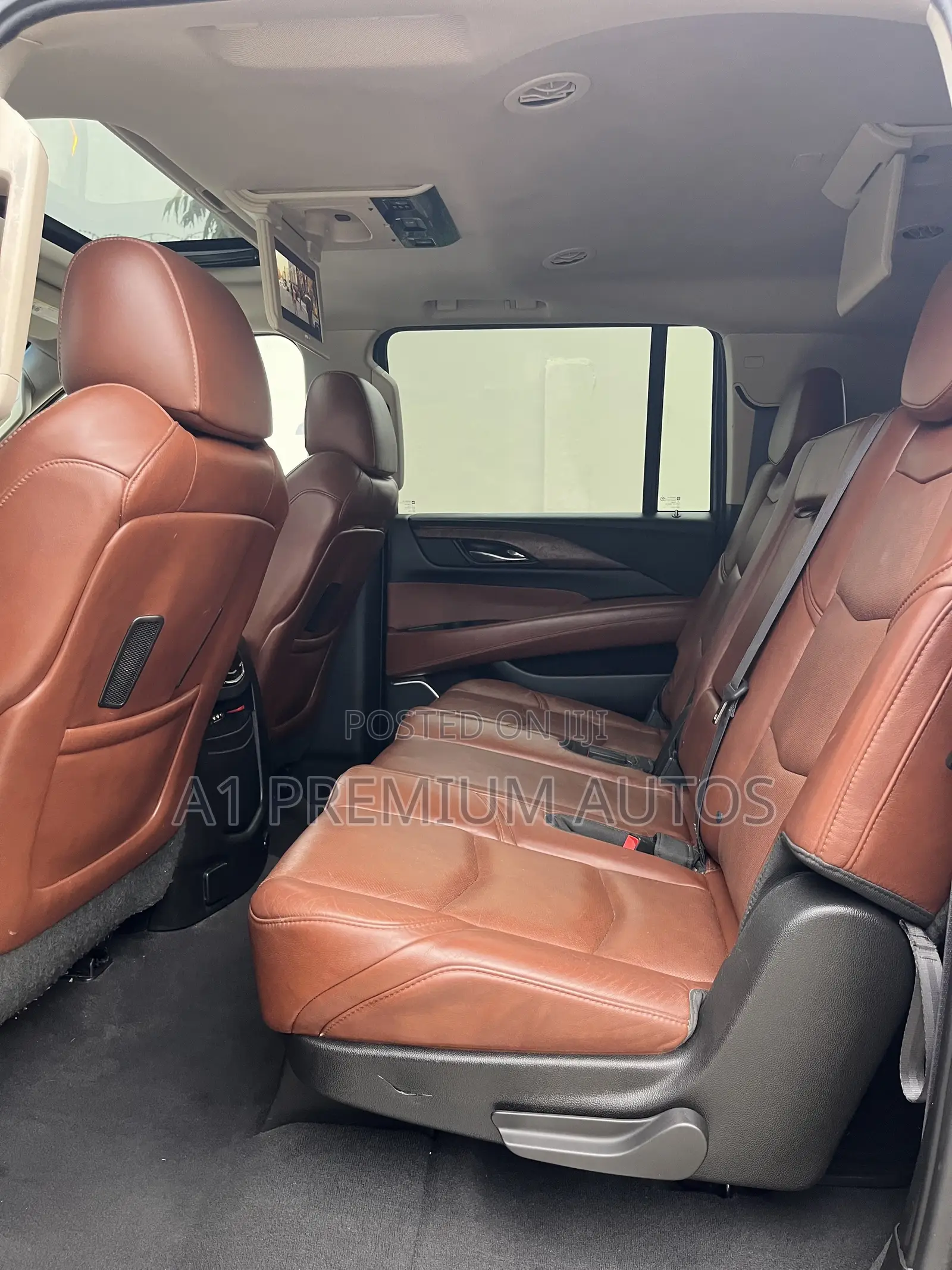 Cadillac Escalade ESV 2015 Gray