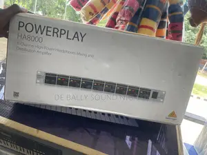 Behringer POWERPLAY HA8000 8-Channel Headphone Amplifier