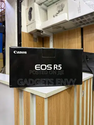 Canon R5 Camera (Body Only)