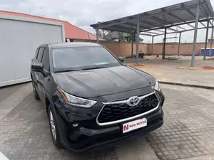 Toyota Highlander 2022 Black
