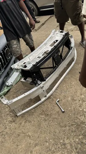 Complete Front Cut Sitting for W206 2020/25 Model