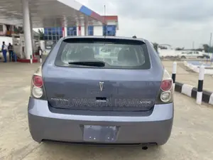 Pontiac Vibe 2009 Gray