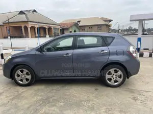 Pontiac Vibe 2009 Gray