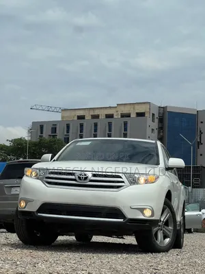 Toyota Highlander Limited 2012 White