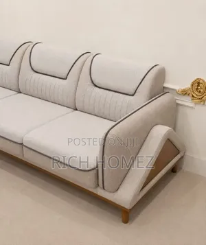 Luxury Comfy Chairs