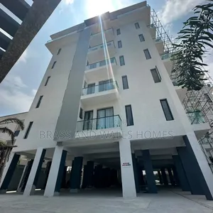 Furnished 2bdrm Apartment in Lekki Phase 1 for sale