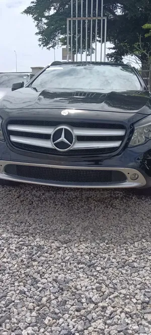 Mercedes-Benz GLA 250 2015 Black