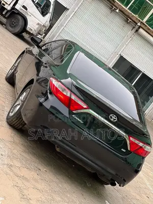 Toyota Camry 2016 Black