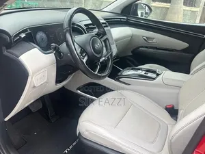 Hyundai Universe 2023 Red