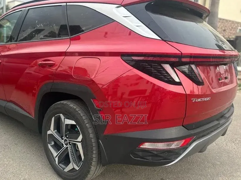 Hyundai Universe 2023 Red