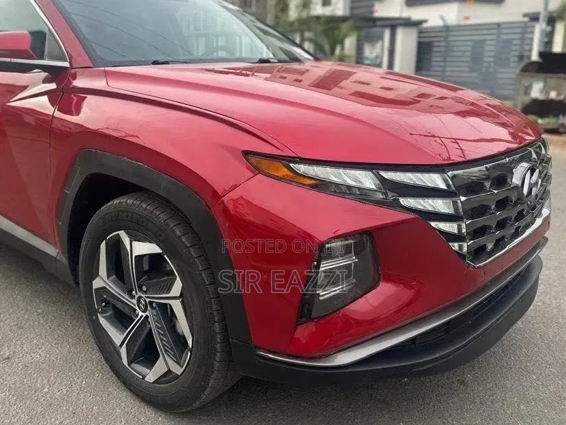 Hyundai Universe 2023 Red