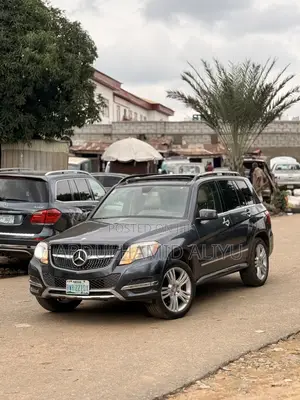 Mercedes-Benz GLK-Class 350 SUV 2013 Gray