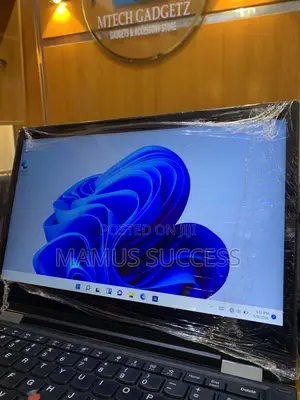 Laptop Lenovo ThinkPad Yoga 370 8GB Intel Core i5 SSD 128GB