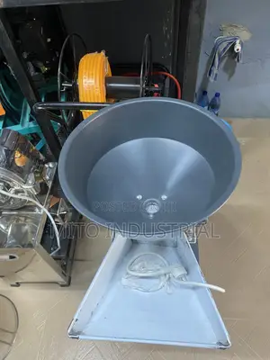 Jing Pin Stainless Steel Electric Grain Grinder/Disc Mill