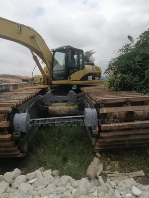 Company Used CAT Swamp Buggy 324D (Long Boom)