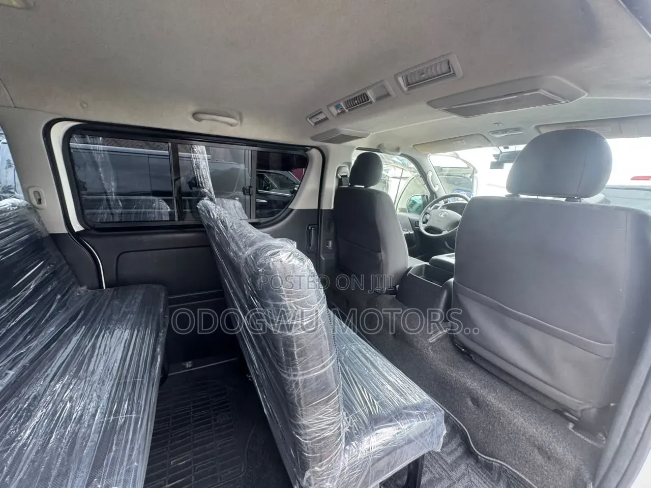 Toyota HiAce 2012 White
