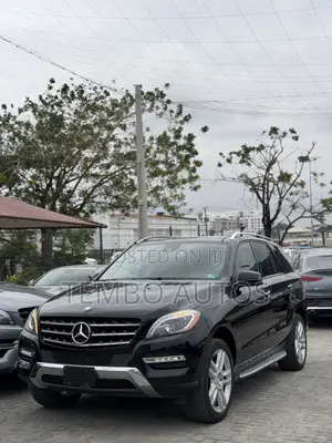 Mercedes-Benz M Class ML350 4dr SUV (3.5L 6cyl 7A) 2015 Black