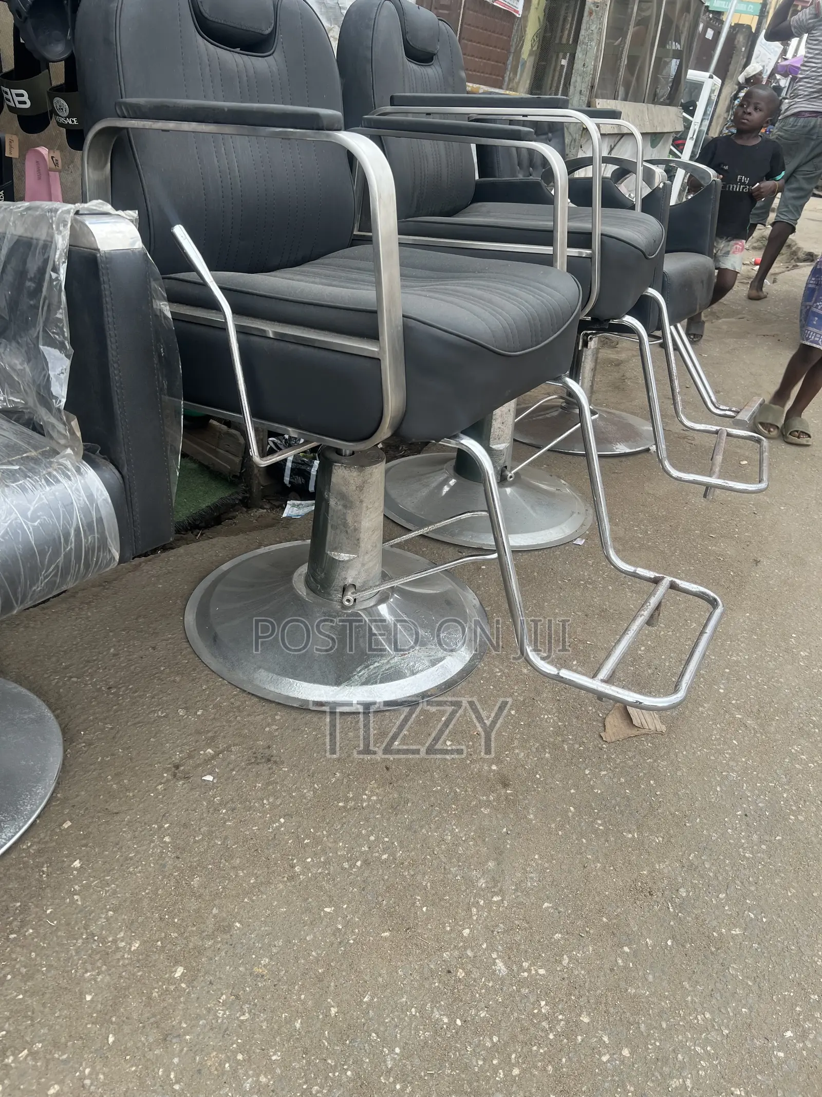 Barber Chair Solon