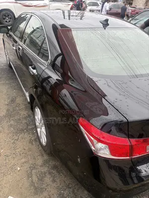 Lexus ES 2012 Black
