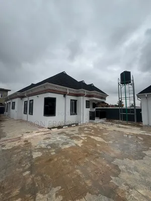 3bdrm Bungalow in Ile Tuntun Jericho, Idishin for sale