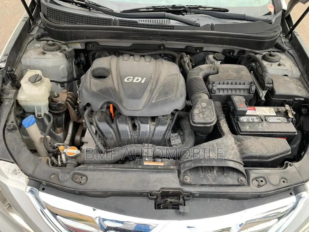 Hyundai Sonata 2011 Silver