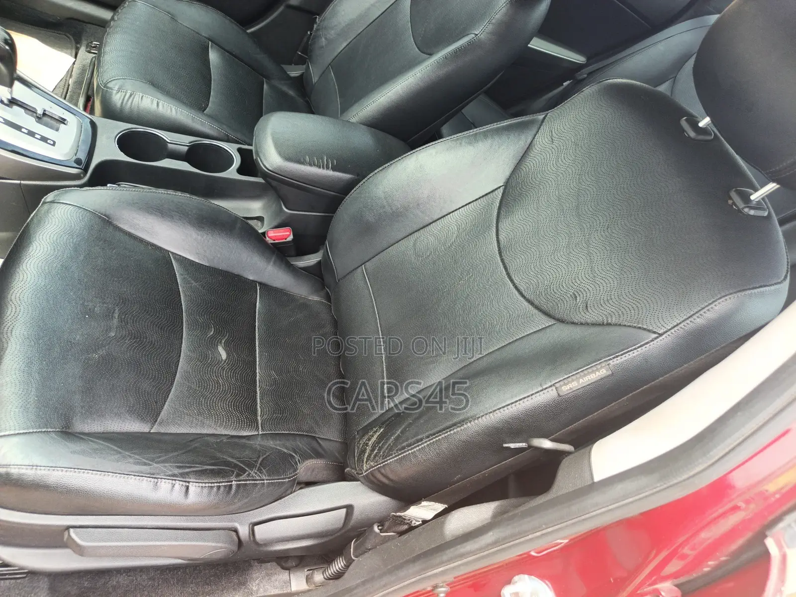 Hyundai Elantra 2012 Red