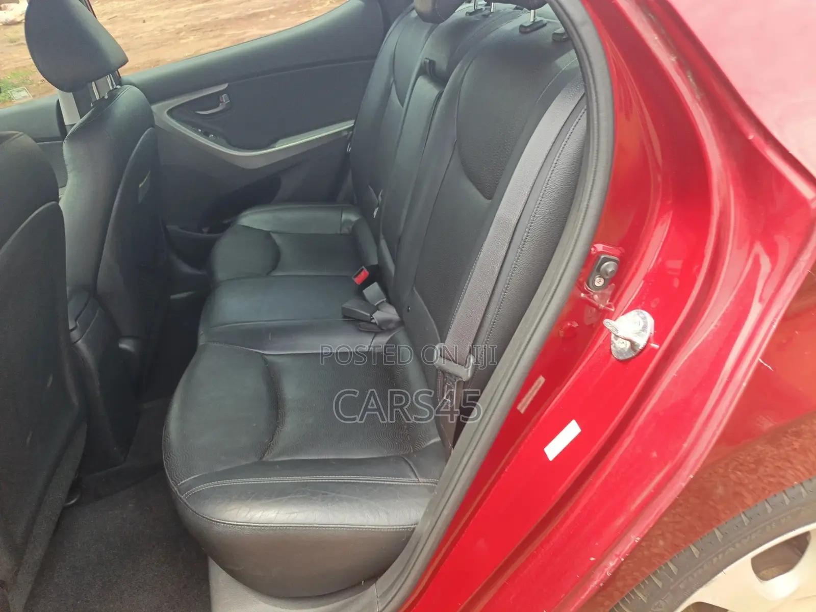 Hyundai Elantra 2012 Red