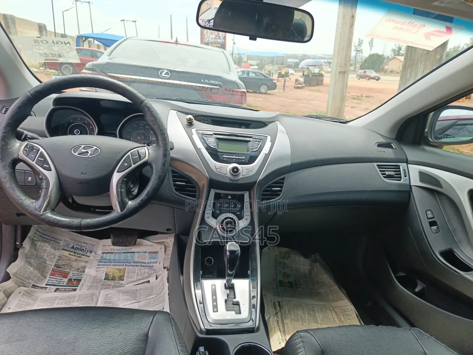 Hyundai Elantra 2012 Red