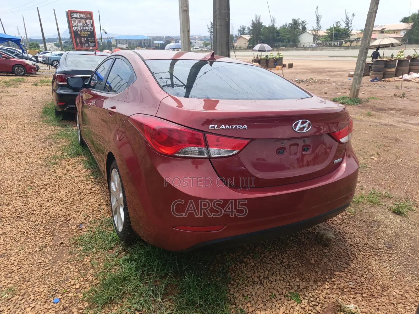 Hyundai Elantra 2012 Red