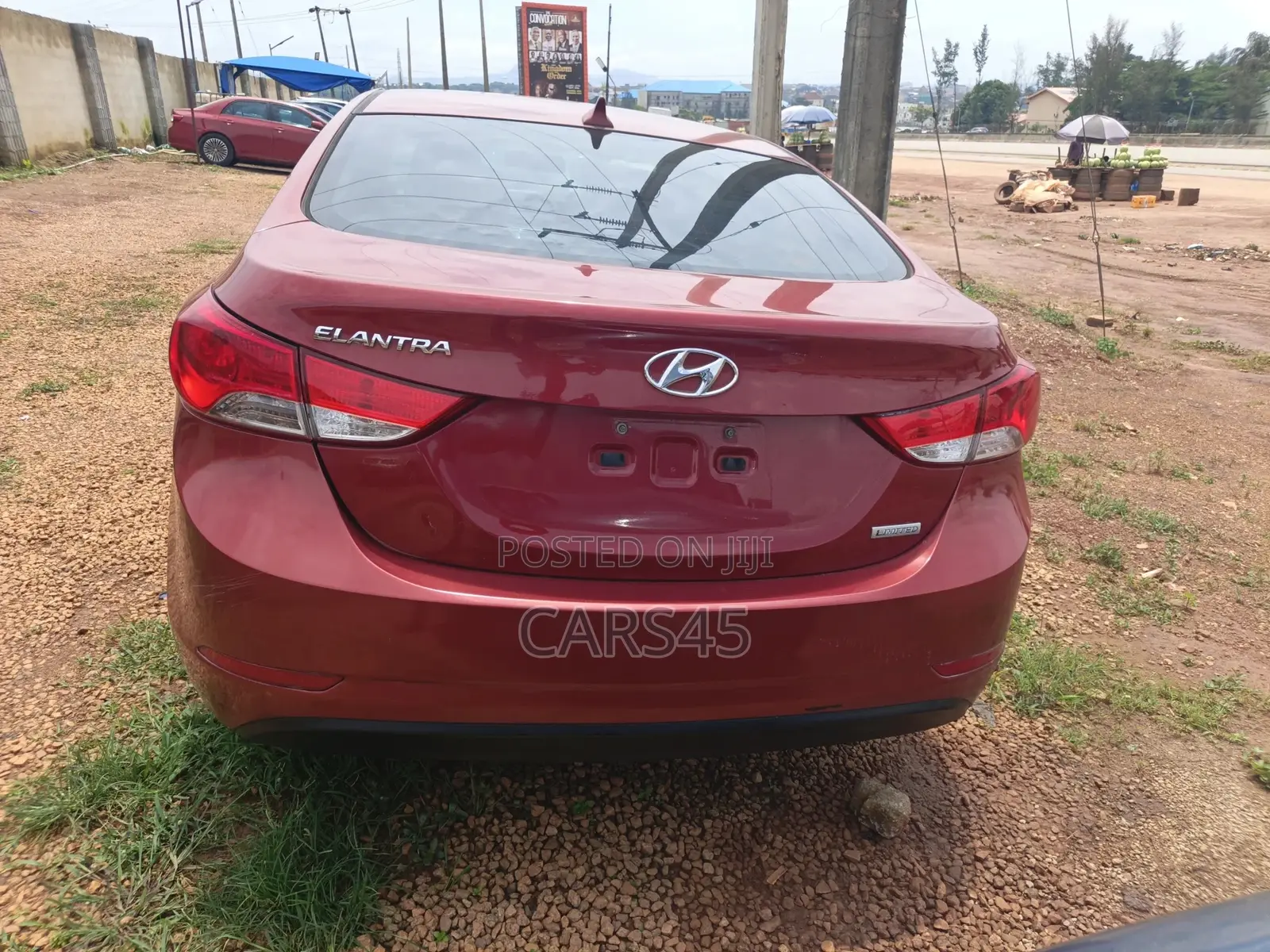 Hyundai Elantra 2012 Red