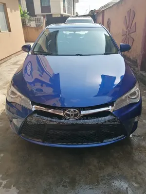 Toyota Camry 2016 Blue